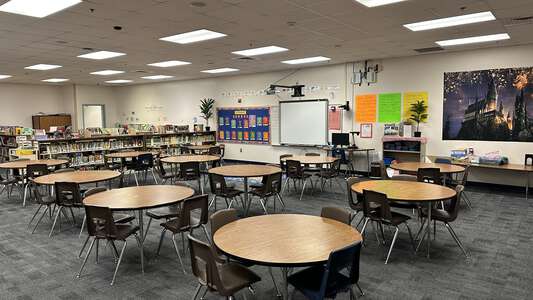 Christensen - M. J. Elementary School Library in Las Vegas
