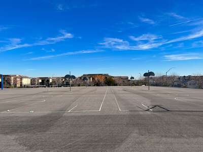 Hayden - Don E. Elementary School Outdoor Basketball Courts in North Las Vegas