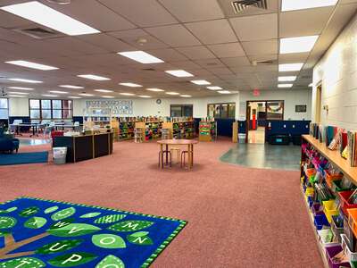 John Weldon Elementary School Learning Commons in Dardenne Prairie