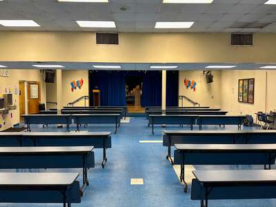Arcola Lake Elementary School Cafeteria in Miami