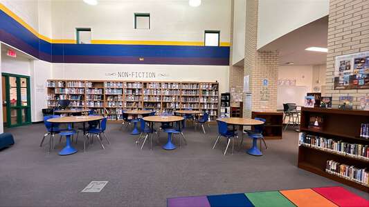 Gordon Parks Academy STEM Leaders in Applied and Media Arts Library in Wichita 3