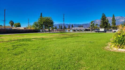 Vineyard Elementary School Field - Practice 1 in Ontario