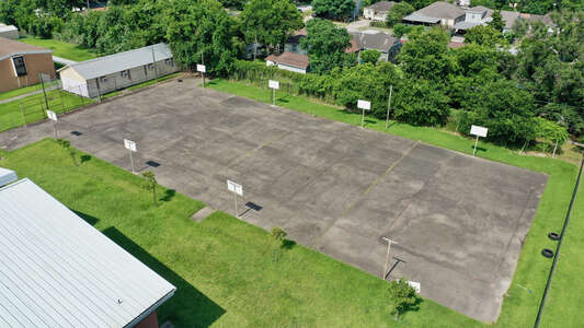 McReynolds Middle School Outdoor Basketball Courts in Houston
