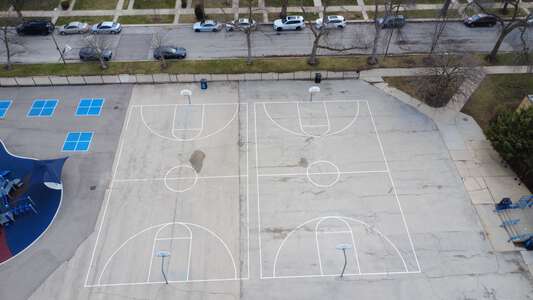 Solomon - Hannah G Solomon Elementary School Outdoor Basketball Courts in Chicago
