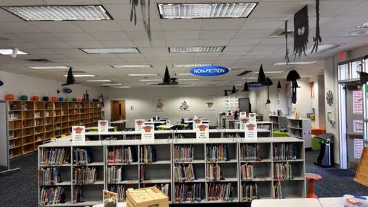 Alanton Elementary School Library in Virginia Beach