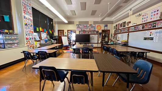 Hyde Leadership and International Explorations Magnet Elementary School Classroom Standard in Wichita 3