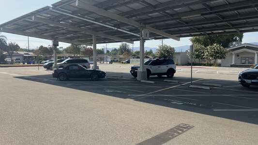 Vista Elementary School Parking Lot in Simi Valley 2