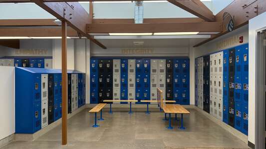 Diegueńo Middle School Locker Room - Boys in Encinitas 2