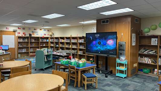 Kirkpatrick Elementary School Library in Fort Worth