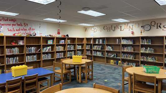 Kirkpatrick Elementary School Library in Fort Worth