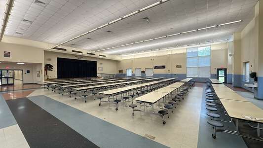 Martin Luther King, Jr. Middle School Cafeteria in Charlotte 3