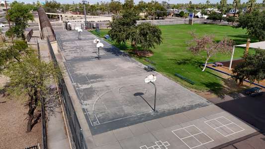 Kenilworth Elementary School Outdoor Basketball Courts in Phoenix