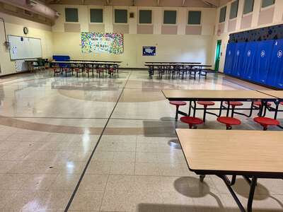 Henderson Elementary School Cafeteria in St. Charles 3