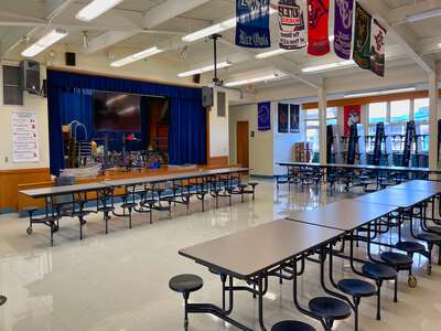 Oak Springs Elementary School Cafeteria w/ Stage in Austin