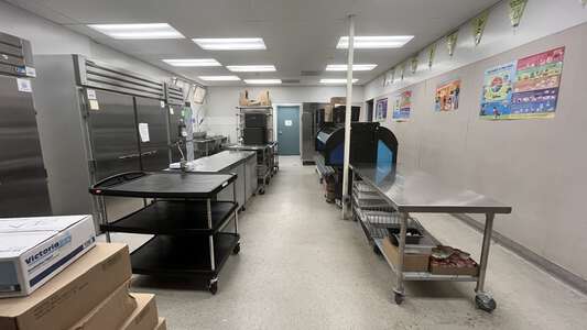 Searles Elementary School Kitchen in Union City
