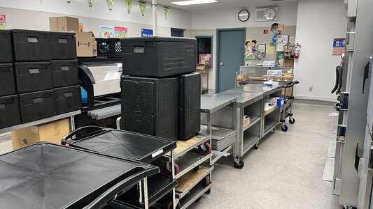 Searles Elementary School Kitchen in Union City
