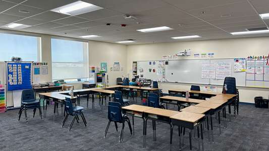 Twin Lakes Elementary School Classroom Standard in Las Vegas