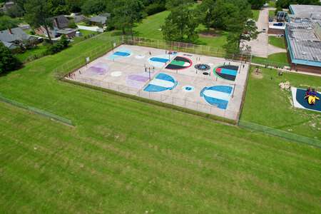 Baton Rouge Center for Visual and Performing Arts Outdoor Basketball Courts in Baton Rouge