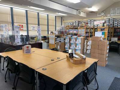 Smythe Academy of Arts & Sciences Middle School Library in Sacramento