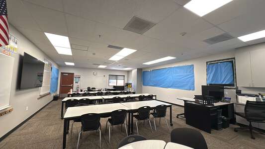 Lasselle Elementary School Classroom Standard in Moreno Valley 2