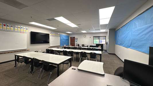 Lasselle Elementary School Classroom Standard in Moreno Valley 3
