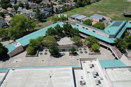 Black Diamond Middle School Outdoor Area in Antioch 3