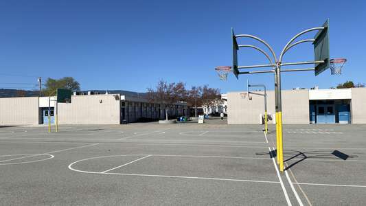 Meyerholz Elementary School Outdoor Basketball Courts in San Jose