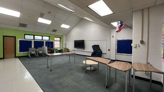 Room B108 - Classroom - AES