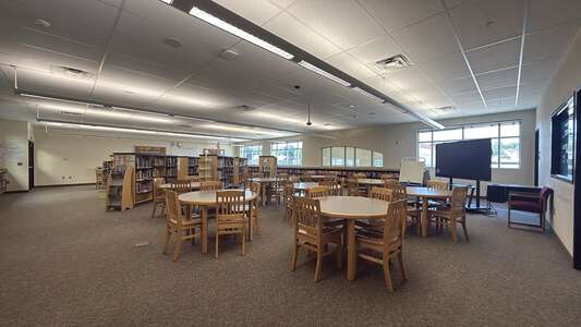 Eastside Elementary School Library in Rock Springs 3
