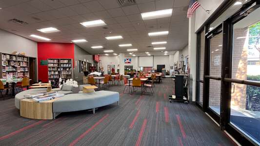 Coppell High School Ninth Grade Library - CHS9 in Coppell