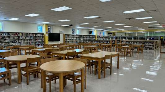 Miami Coral Park Senior High School Media Center in Miami 2