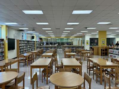 Miami Coral Park Senior High School Media Center in Miami 3