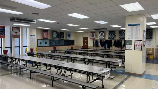 Glen Park Elementary School Cafeteria in Fort Worth
