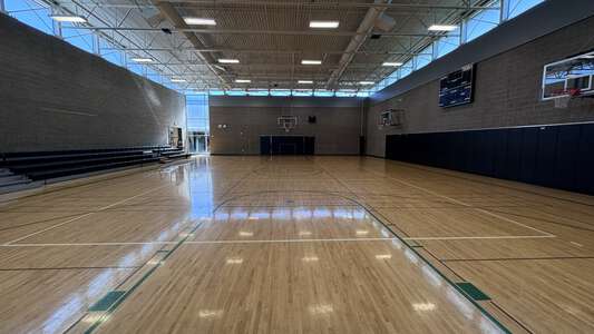Redmond High School Gym - Auxillary in Redmond