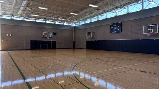 Redmond High School Gym - Auxillary in Redmond