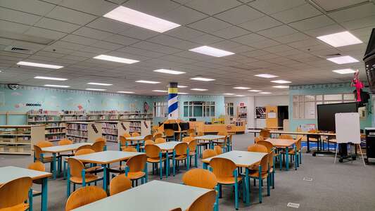 Silver Lakes Elementary School Media Center in Miramar