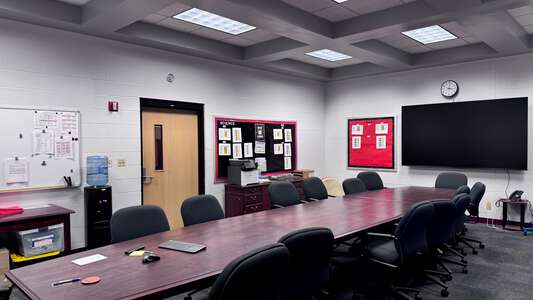 Terry Parker High School Room 12 - Conference Room (3 hr min) in Jacksonville