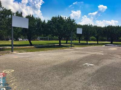 Montgomery Elementary Outdoor Basketball Courts in Houston
