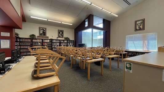 Todd Beamer High School Library in Federal Way