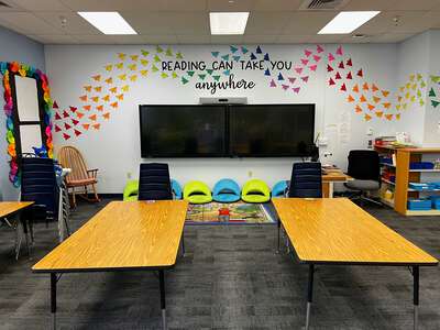 Lamping - Frank Elementary School Library in Henderson