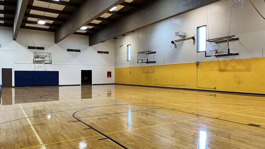 Hood River Valley High School Upper Gym in Hood River