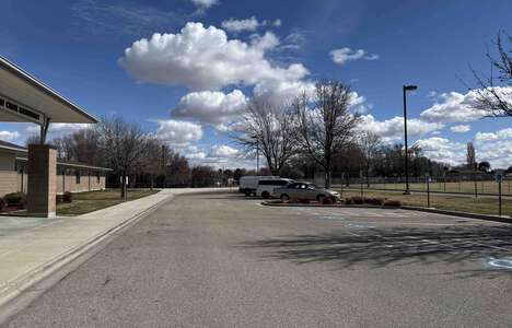 Willow Creek Elementary School Parking Lot - Front in Nampa