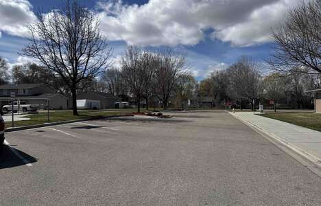 Willow Creek Elementary School Parking Lot - Front in Nampa