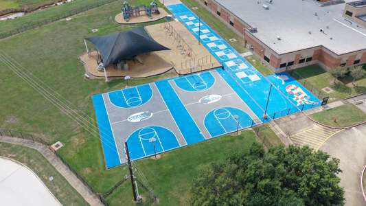 Schiff Elementary  School Outdoor Basketball Courts in Missouri City 2