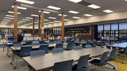 Putnam City West High School Library in Oklahoma City 4
