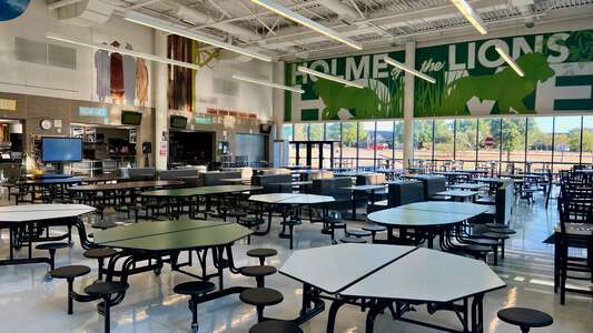 Zan Wesley Holmes Jr Middle School Cafeteria in Dallas