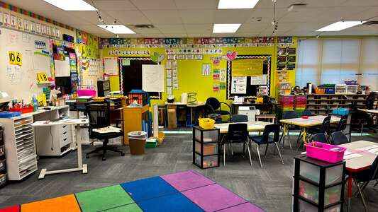 Buckner Performing Arts and Science Magnet Elementary School Classroom Standard in Wichita 3
