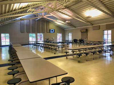 Woodlawn High School Cafeteria in Baton Rouge