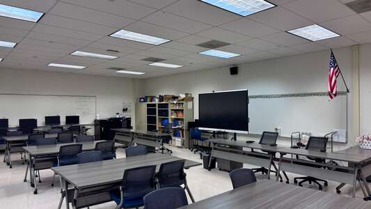 Culver City Adult School Room 04 in Culver City 4