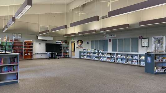 Green Gables Elementary School Library in Federal Way